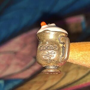 COPY Pandora Cocoa mug Charm